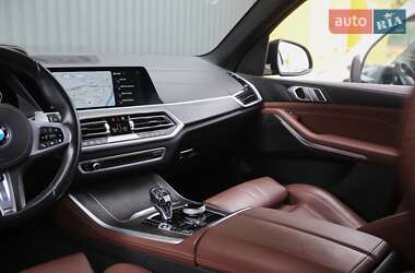 Позашляховик / Кросовер BMW X5 2021 в 