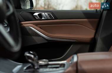Позашляховик / Кросовер BMW X5 2019 в 