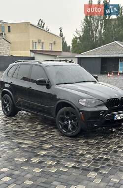 Позашляховик / Кросовер BMW X5 2013 в 
