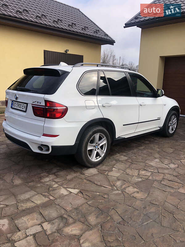 Внедорожник / Кроссовер BMW X5 2011 в Тернополе