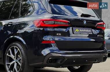 Позашляховик / Кросовер BMW X5 2021 в 