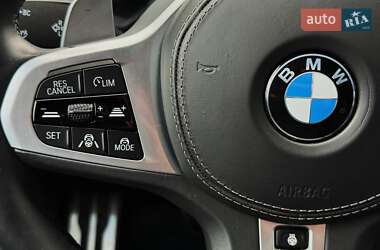 Позашляховик / Кросовер BMW X5 2021 в 