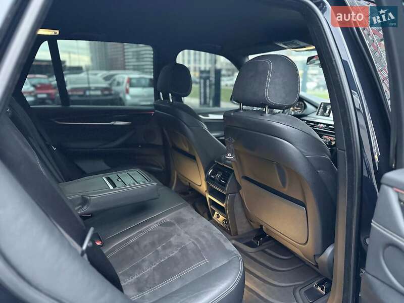 Внедорожник / Кроссовер BMW X5 2015 в Киеве