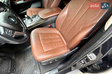 Позашляховик / Кросовер BMW X5 2015 в 