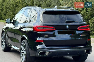 Внедорожник / Кроссовер BMW X5 2019 в 