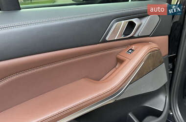 Внедорожник / Кроссовер BMW X5 2019 в 