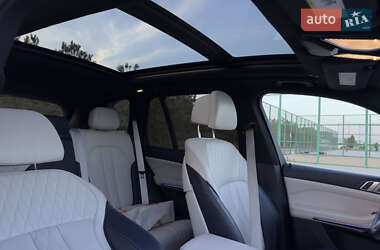 Внедорожник / Кроссовер BMW X5 2019 в 