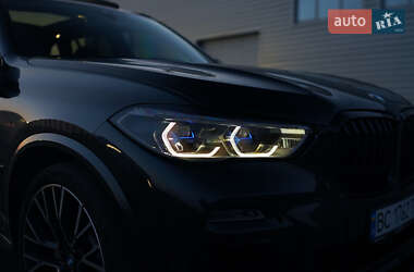 Позашляховик / Кросовер BMW X5 2019 в 