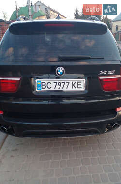 Позашляховик / Кросовер BMW X5 2011 в 