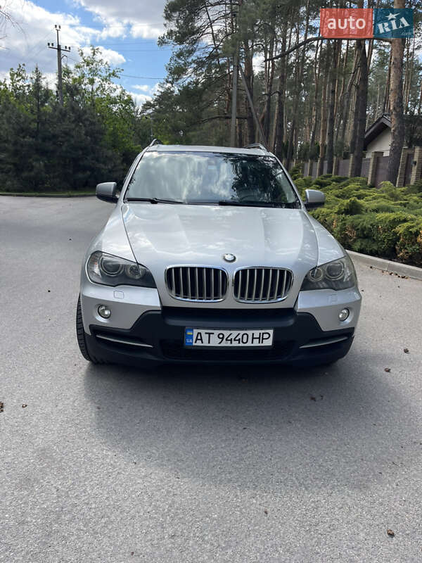Позашляховик / Кросовер BMW X5 2009 в 