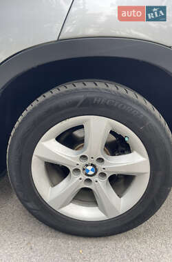 Позашляховик / Кросовер BMW X5 2009 в 