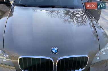 Внедорожник / Кроссовер BMW X5 2011 в 
