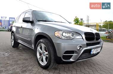 Позашляховик / Кросовер BMW X5 2011 в 