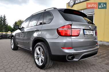 Позашляховик / Кросовер BMW X5 2011 в 