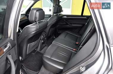 Позашляховик / Кросовер BMW X5 2011 в 