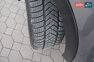 Позашляховик / Кросовер BMW X5 2011 в 