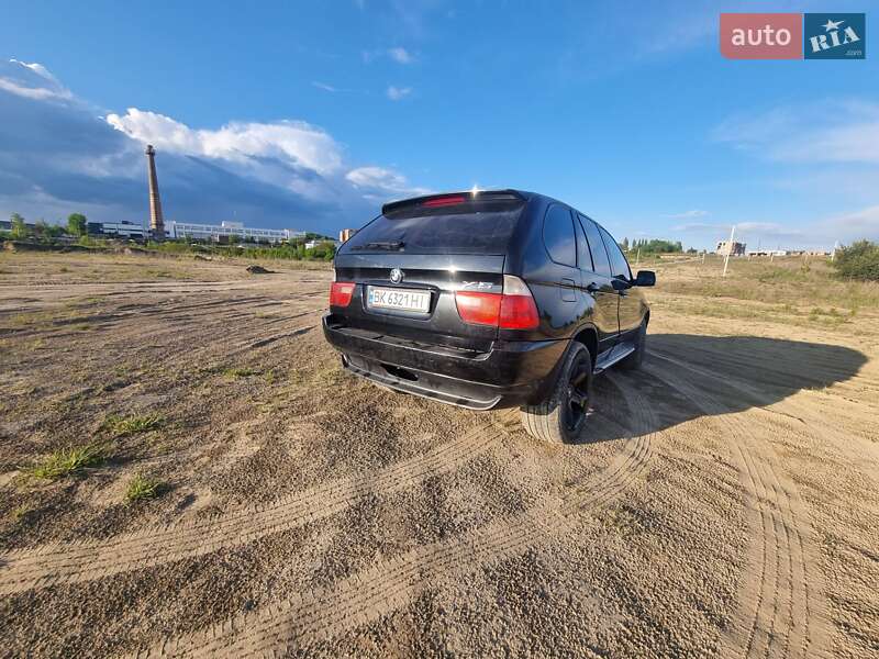 Внедорожник / Кроссовер BMW X5 2002 в Ровно