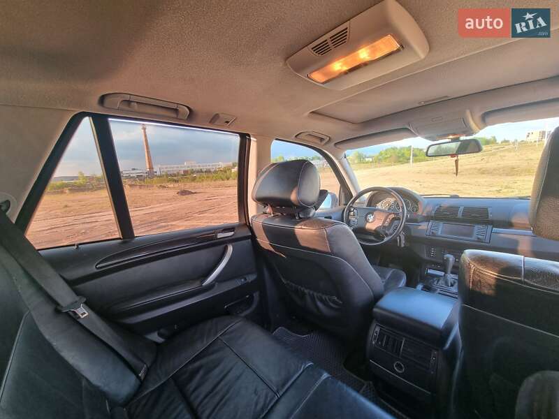 Внедорожник / Кроссовер BMW X5 2002 в Ровно