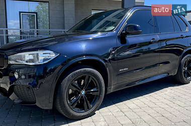 Позашляховик / Кросовер BMW X5 2017 в 