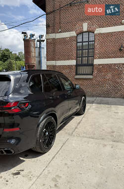 Позашляховик / Кросовер BMW X5 2024 в 