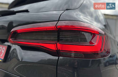 Позашляховик / Кросовер BMW X5 2019 в 