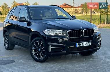Внедорожник / Кроссовер BMW X5 2015 в 