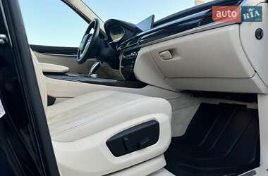 Внедорожник / Кроссовер BMW X5 2015 в 