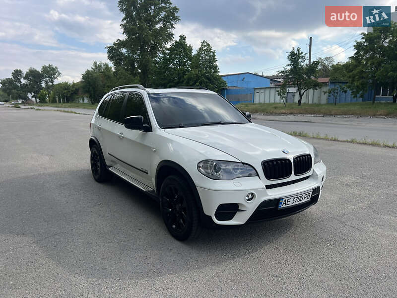 Внедорожник / Кроссовер BMW X5 2011 в Днепре