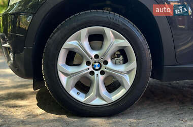 Позашляховик / Кросовер BMW X5 2010 в 