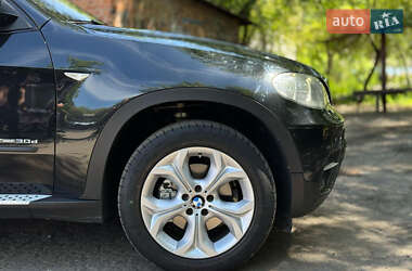 Позашляховик / Кросовер BMW X5 2010 в 