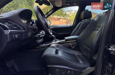 Позашляховик / Кросовер BMW X5 2010 в 