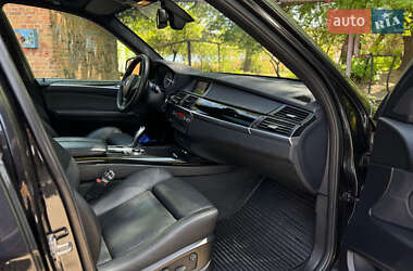 Позашляховик / Кросовер BMW X5 2010 в 