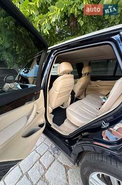 Позашляховик / Кросовер BMW X5 2014 в 
