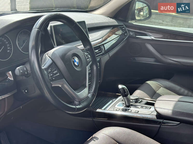 Внедорожник / Кроссовер BMW X5 2015 в Львове