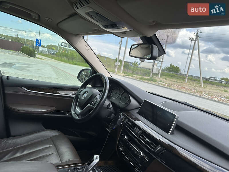 Внедорожник / Кроссовер BMW X5 2015 в Львове