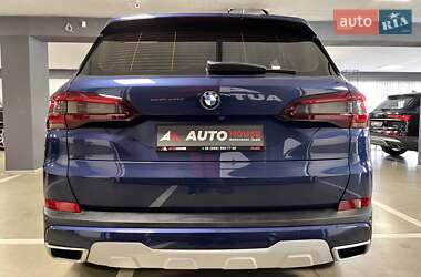 Позашляховик / Кросовер BMW X5 2021 в 