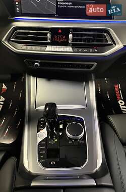 Позашляховик / Кросовер BMW X5 2021 в 