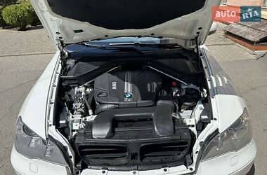 Внедорожник / Кроссовер BMW X5 2012 в 