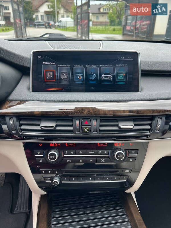 Внедорожник / Кроссовер BMW X5 2017 в Ивано-Франковске