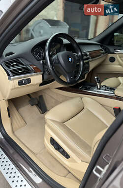 Внедорожник / Кроссовер BMW X5 2012 в 