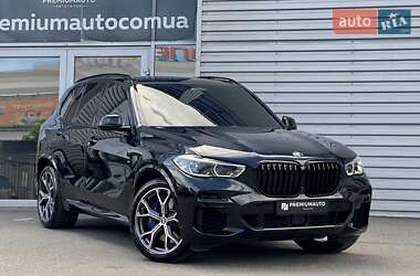 Внедорожник / Кроссовер BMW X5 2021 в Киеве