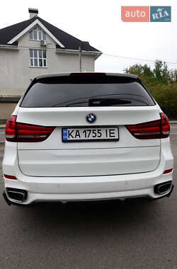 Позашляховик / Кросовер BMW X5 2015 в 