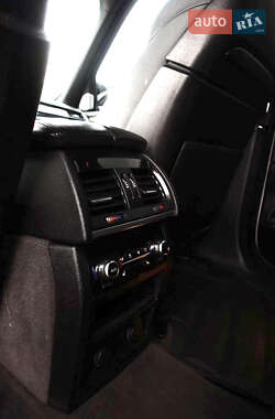 Позашляховик / Кросовер BMW X5 2015 в 