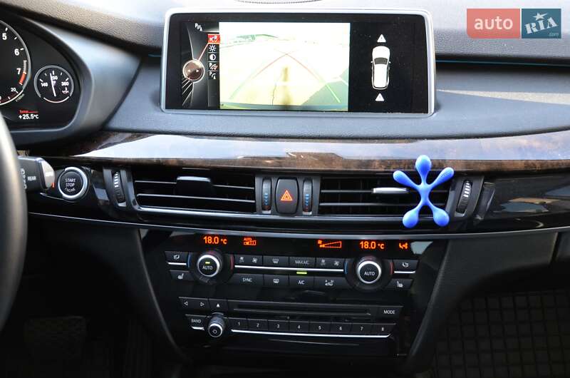 Позашляховик / Кросовер BMW X5 2015 в Києві
