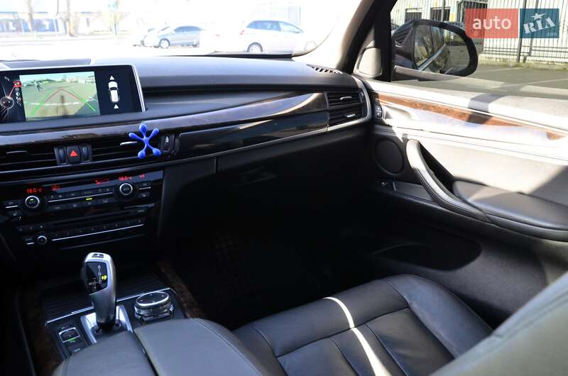 Позашляховик / Кросовер BMW X5 2015 в Києві