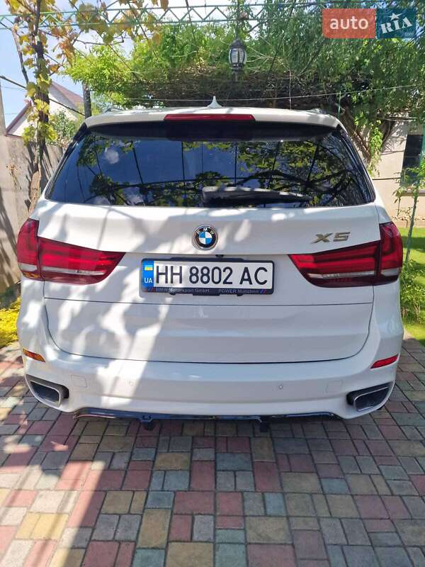 Позашляховик / Кросовер BMW X5 2018 в 