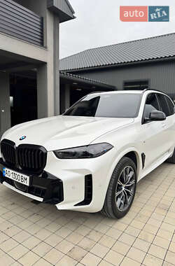 Позашляховик / Кросовер BMW X5 2023 в Іршаві