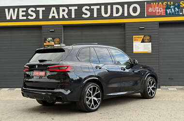 Внедорожник / Кроссовер BMW X5 2019 в 