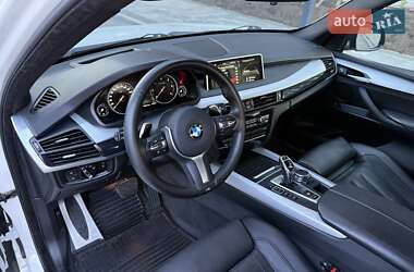 Позашляховик / Кросовер BMW X5 2016 в 