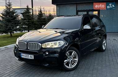 Позашляховик / Кросовер BMW X5 2013 в 